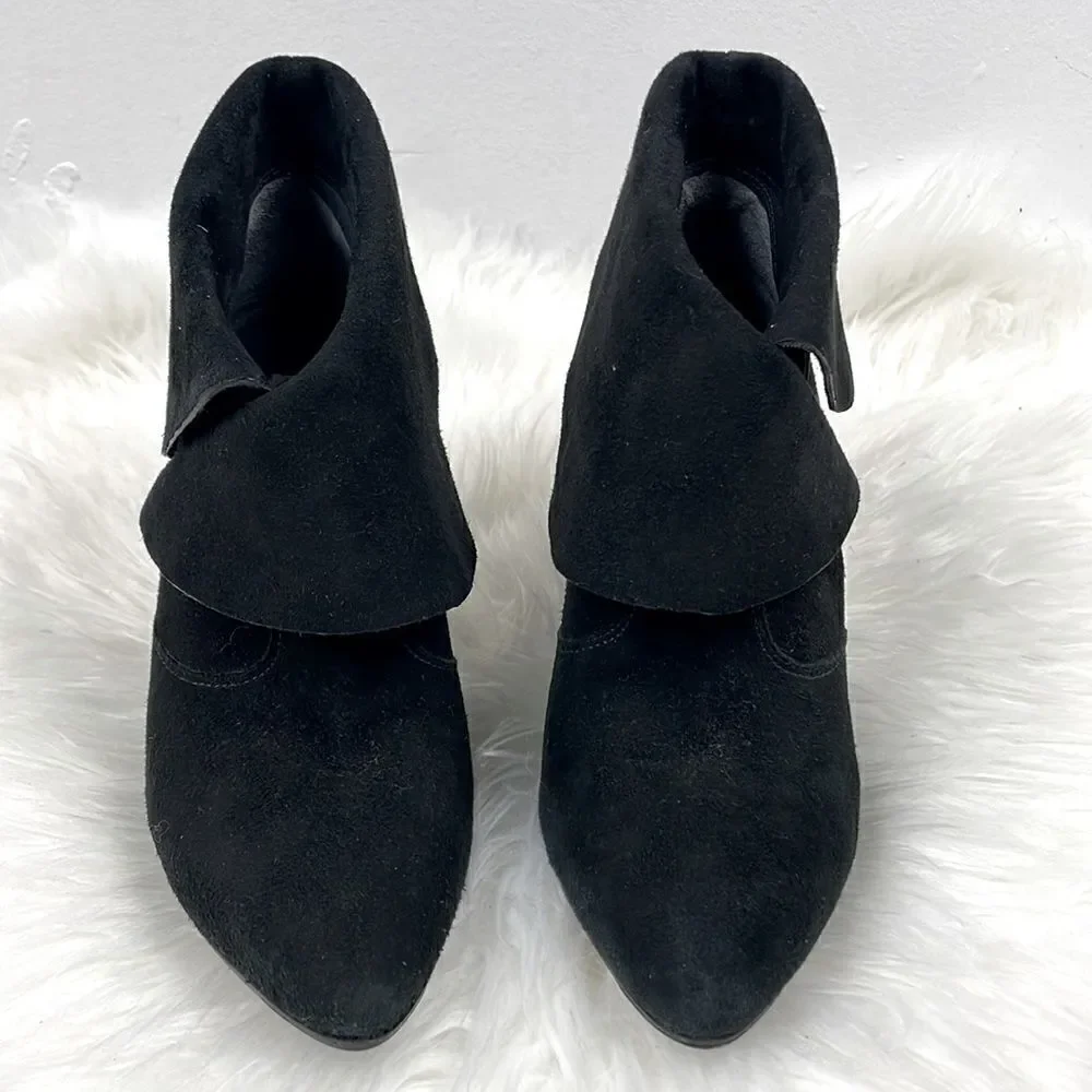 VIA SPIGA black suede ankle heel booties 7 M
